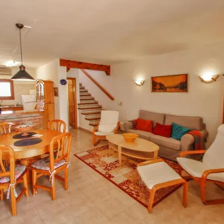 Jane - Modern, Well-equipped In Moraira Apartment *