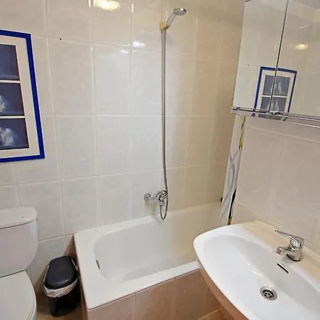 Jane - Modern, Well-equipped In Moraira Apartment