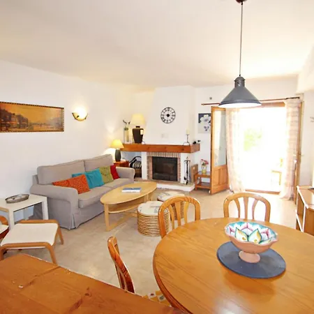 Jane - Modern, Well-equipped In Moraira Apartment